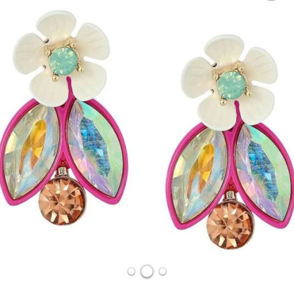 🌺BetseyJohnson pink white flower crystal earrings